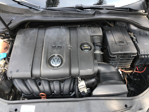 Volkswagen Vento 2.5 Luxury Tiptronic 170cv