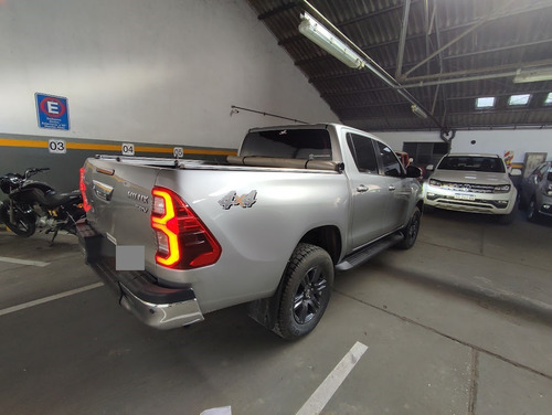 Toyota Hilux Pick-Up 2.8 Cd Srv 177cv 4x4 At