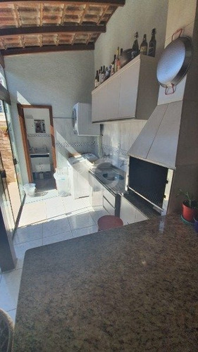 Casa Em Hípica Com 2 Dormitórios - Mi270671