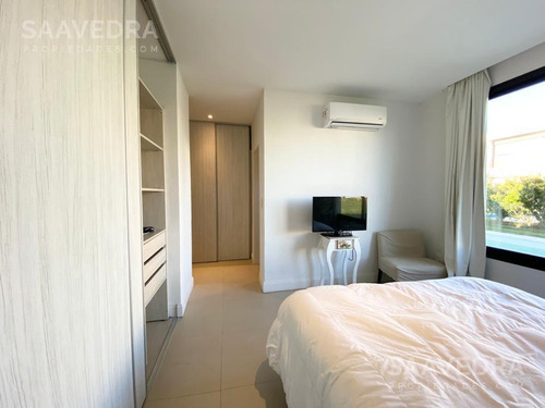 Imagen 11 de 25 de Casa En Venta En Una Planta Estilo Racionalista. Barrio Las Tipas Nordelta