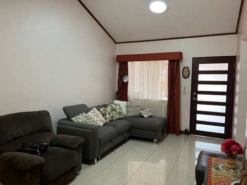 Vendo Casa En San Pablo, Residencial Privado Con Seguridad, Casa De 1 Piso, Con Patio