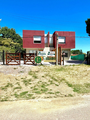 Venta De 2 Duplex En Las Toscas