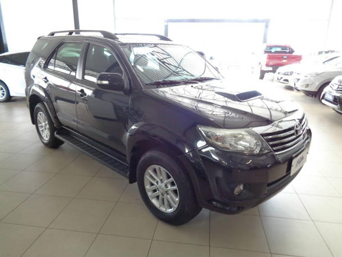 Toyota Hilux Sw4 3.o Srv 4x4 Aut.
