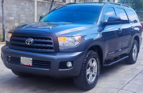 Imagen 1 de 10 de Toyota Sequoia