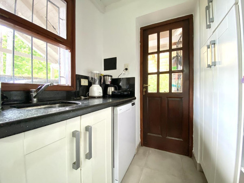 Casa De 3 Dormitorios Con Pileta Y Parrillero - Aldea - Fisherton