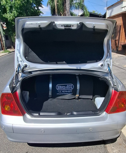 Peugeot 307 2.0 Sedan Xs Premium Mp3 Lim Vel