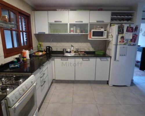 Imagen 3 de 11 de Casa 3 Dormitorios Con Pileta En Venta En La Plata