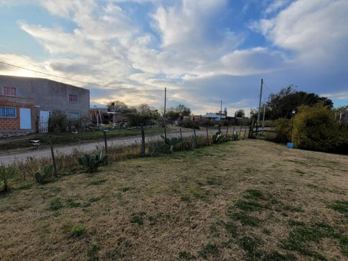 Imagen 24 de 26 de Casa Quinta Con Pileta, Y Amplio Terreno Parquizado