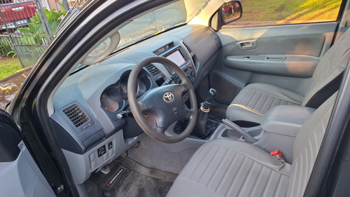 Toyota Hilux Pick-up 3.0 I Srv Cab Doble 4x4 (2009)