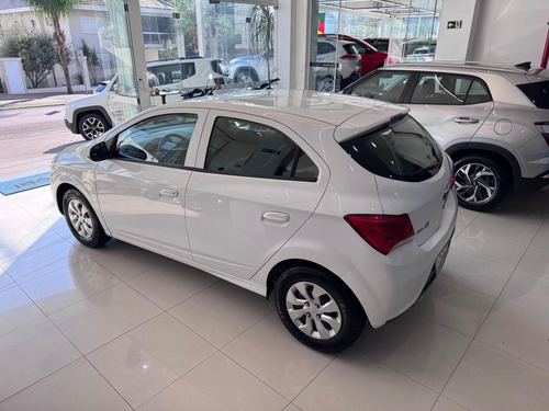 Chevrolet Onix 1.0mt Lt