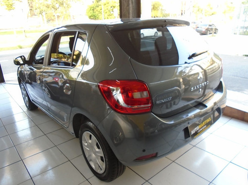 Imagem 6 de 13 de Renault Sandero 1.0 Expression 16v 2017