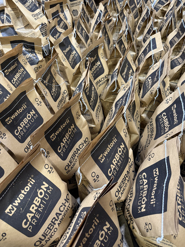 Carbón Quebracho Blanco En Bolsa 2,5kg (06und) 15kg