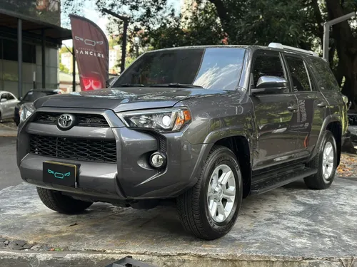 Toyota 4Runner 4.0 Sr5