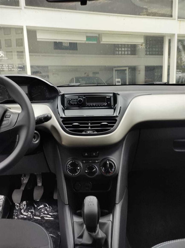 Peugeot 2008 Active 1.6 (m)