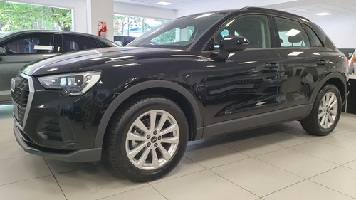Imagen 2 de 25 de Audi Q3 0km 35tfsi 2021 1.4 150 Cv Audibsas 0km Negro Negra