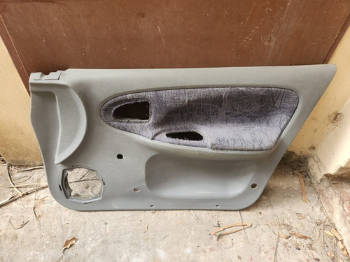 Tapizado Puerta Delantera Derecha Renault Megane 2001 / 2007 (Usado)