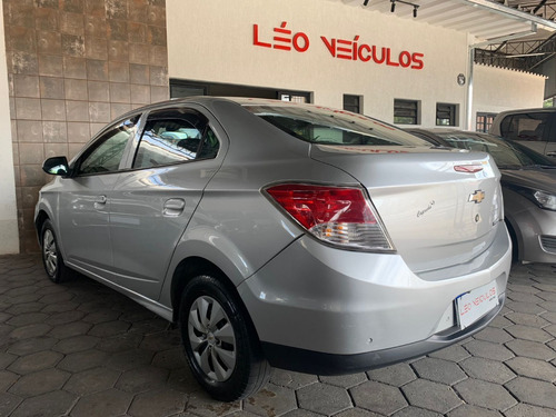 Imagem 5 de 14 de Prisma Lt 1.0 - 2015 - Completo - 126.000km
