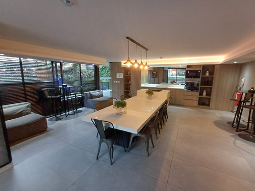 Departamento Amoblado - Sucre , Avda Los Leones