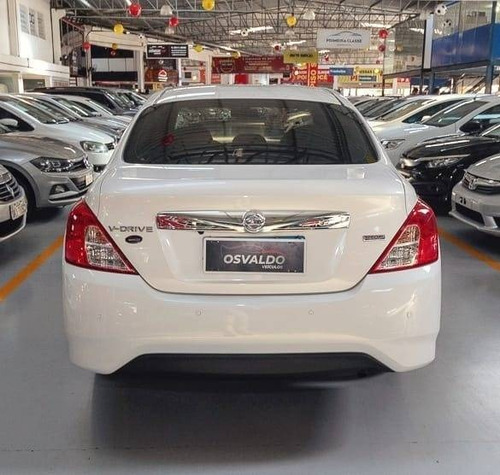 Imagem 6 de 10 de Nissan Versa 1.6 16v Flex V-drive Special Edition Xtronic