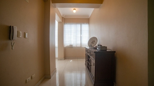 Imagen 5 de 14 de Amplio Y Clasico Apartamento Ubicado En Quisqueya. Piso 4
