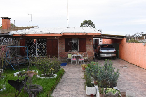 Venta De Casa En Peñarol 2 Dormitorios