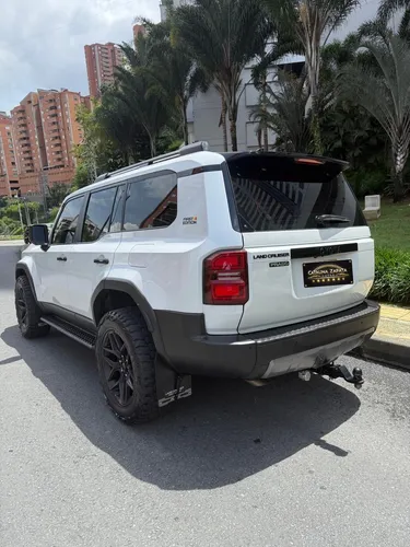 Toyota Land Cruiser Prado 2.4 First Edition At8