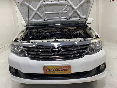 Toyota Hilux SW4 2.7 SR 4X2 16V FLEX 4P MANUAL