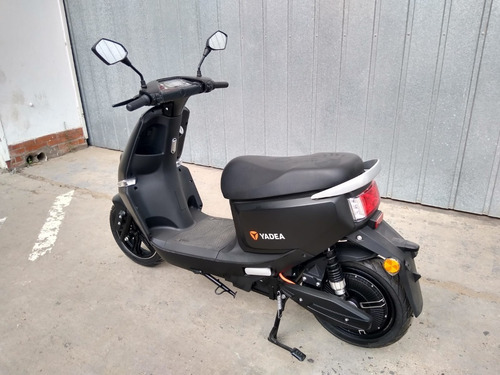Imagen 4 de 16 de Scooter Yadea S-like Electrico