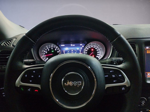 Jeep Compass 2.0 16V FLEX LONGITUDE AUTOMÁTICO