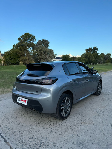 Peugeot 208 1.6 Feline Tiptronic