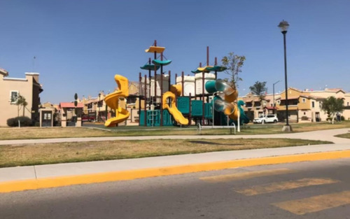 Casa En Venta En Tecamac Edomex, Real Granada, Priv Patras!! Mg*