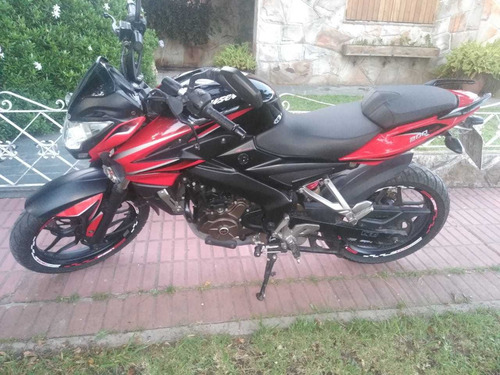 Bajaj Rouser Ns 200