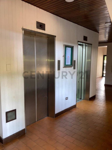 Apartamento En Venta Av. O Higgins La Paz El Paraíso