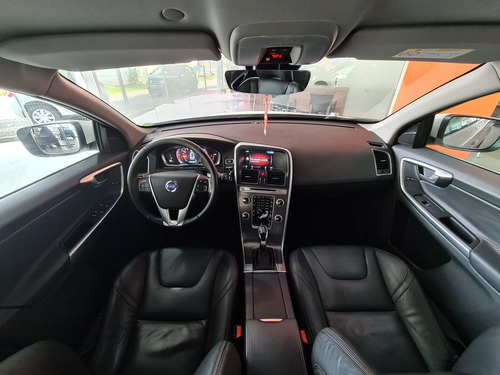 Volvo Xc60 2.0 T5 Dynamic Fwd Turbo Gasolina 4p Automáti...