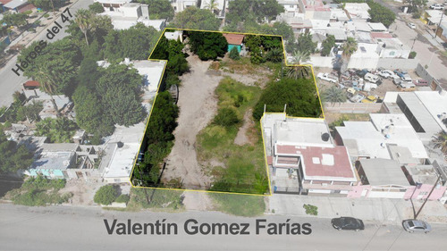 225 Valentin Gomez Farias, Huge Lot For Sale In Esterito