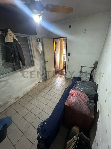 Casa Con Local A Refaccionar