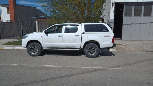 Hilux Doble Cabina Dx Motor 2.5 Turbo Intercooler 4x2.