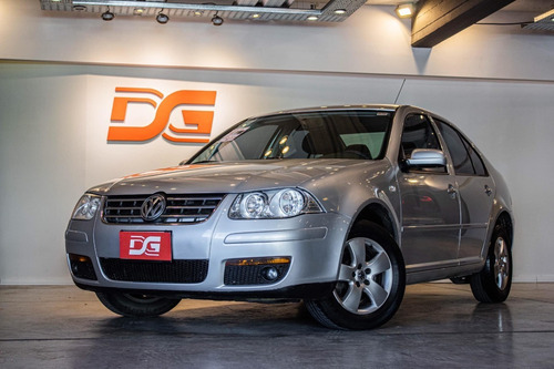 Imagen 4 de 14 de Vw Bora 1.9 Tdi Trendline 150.000km 2011 Gris