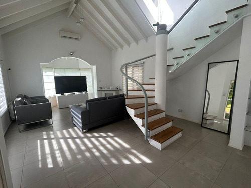 Casa En Venta Sosiego Apto Crédito Financiación Vista Al Golf Canning