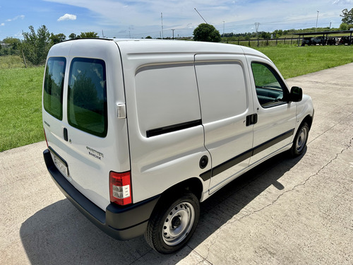 Peugeot Partner 1.6 Hdi Furgon Confort 92
