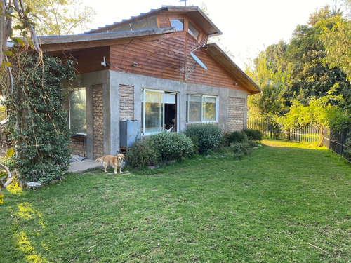 Moderna Casa En Terreno De 1 Ha Con Entrada Independiente