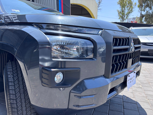 Mitsubishi L200 2.4 Cd Glx 4X2 Mt