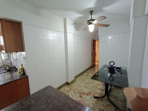 Venta 4 Ambientes + Dependencia En Flores