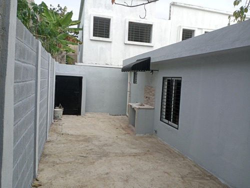 Imagen 13 de 24 de Venta Casa Urbanización Máximo Gómez Santo Domingo Norte