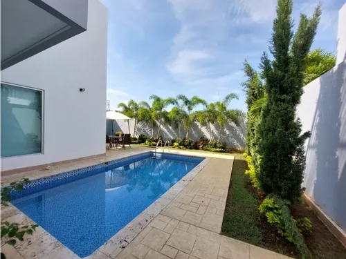Casa Con Piscina En Picacho En Arriendo O Venta