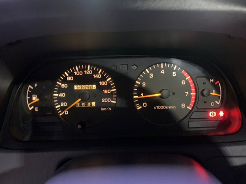 Imagen 11 de 12 de Toyota Meru