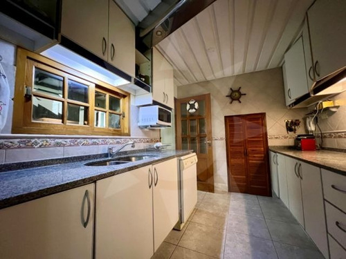 Casa En Venta, 3 Dormitorios, Zona Costanera