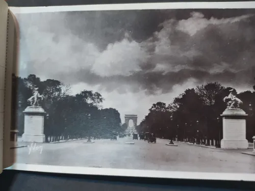 Antiguo Álbum De Fotos Postales Paris (Usado)