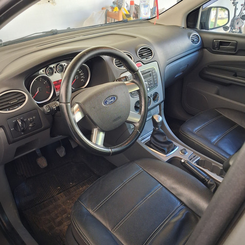 Ford Focus 1.6 Se Plus Flex 5p