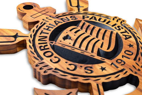 Imagem 2 de 7 de Escudo Corinthians Entalhado Em Madeira Nobre E Maciça